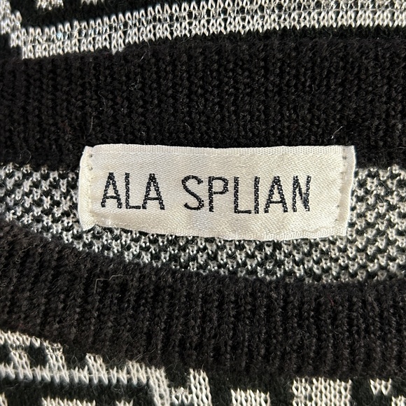 Retro Metallic Sweater - Picture 6 of 6